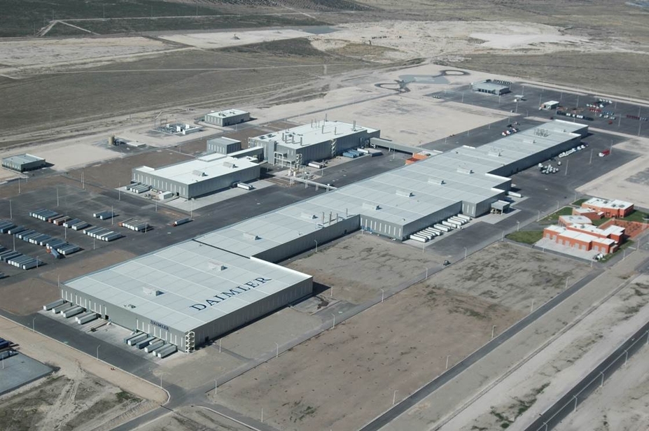 Mercedes-Benz Closure of Mexico COMPAS Factory: Impact on Global Auto Manufacturing
